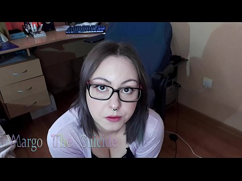 ❤️ სექსუალური გოგონა სათვალეებით ღრმად იწოვს დილდოს კამერაზე ❤ პორნო პორნოში ka.teenactivewear.ru ❤